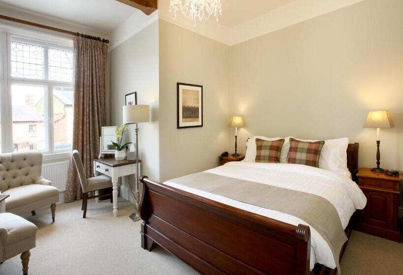 Quarto Estandar, The Five Arrows