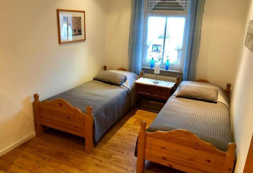 Номер Стандарт, Landhaus Warndtwald