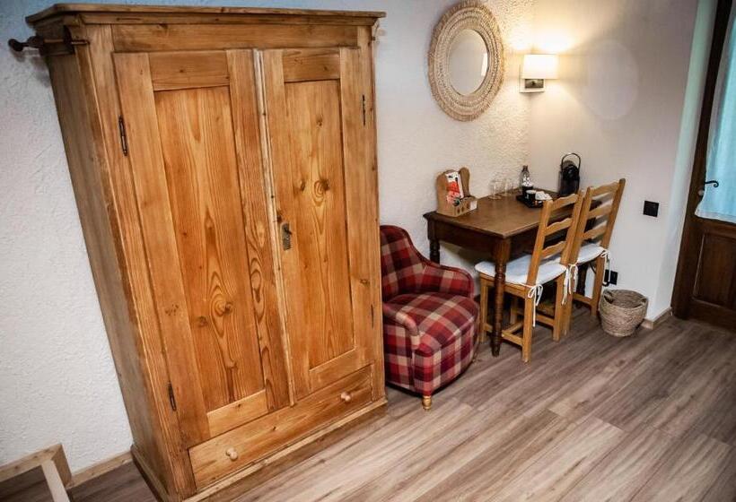 اتاق استاندارد, Les Chalets De La Serraz