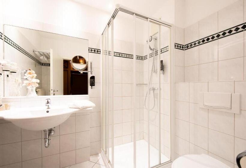 Номер Стандарт, Ringhotel Klövensteen