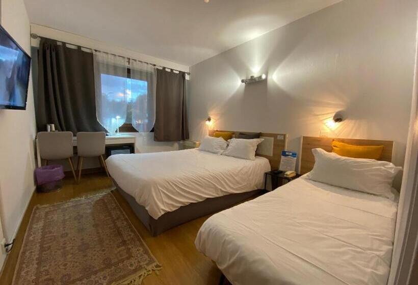 Номер Стандарт Трехместный, Savoie Hotel Aux Portes De Genève