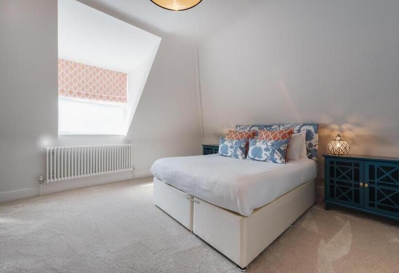 Семейный Номер, Somerset House Boutique Hotel And Restaurant