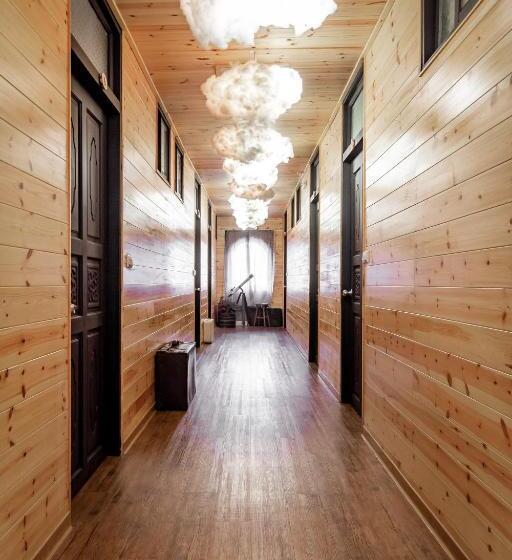 اتاق استاندارد با چشم‌انداز باغ, H& Alishan Sunrise B&b
