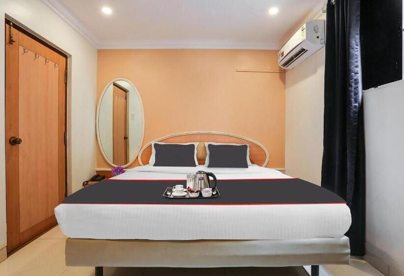 Quarto Triplo Clássico, Collection O 61246 Hotel De Meridian Near Versova Beach