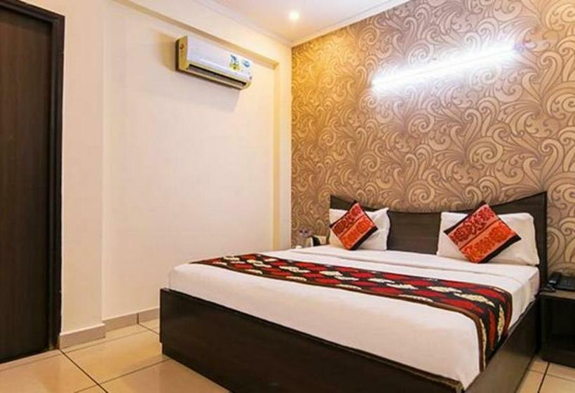 اتاق لوکس, Fabhotel Gazelle Inn