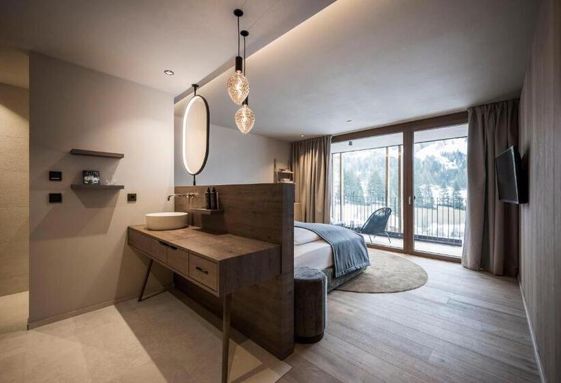 Номер Deluxe, Badia Hill