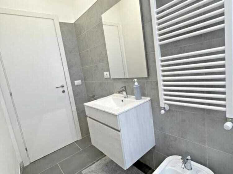 Quarto Estandar, Pit Stop Ciampino Station