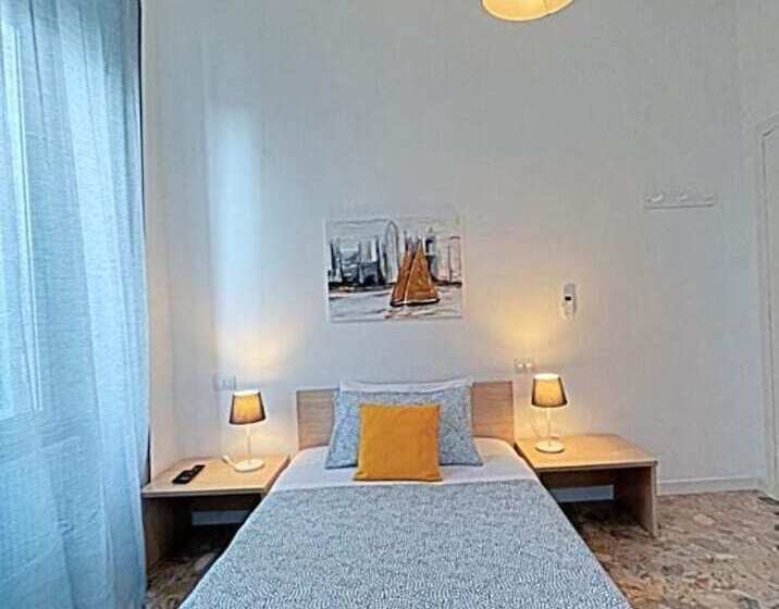 Quarto Estandar, Pit Stop Ciampino Station