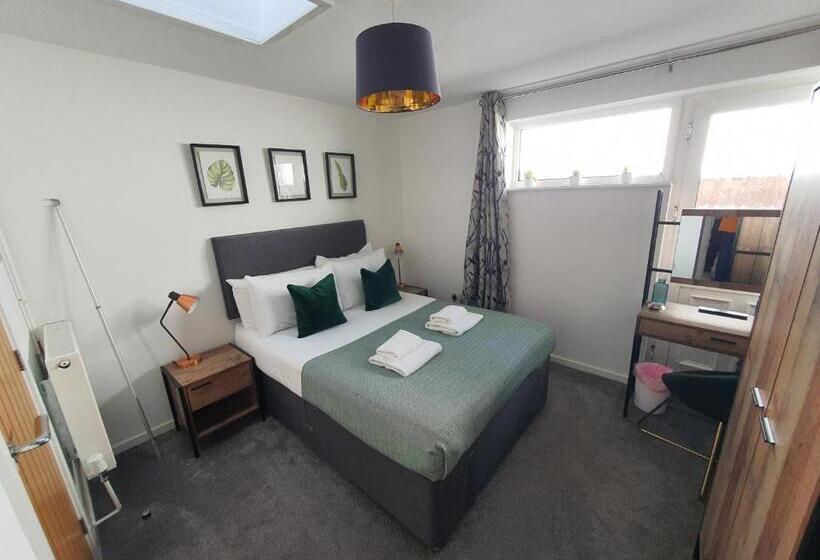 اتاق استاندارد با تخت بزرگ, North Cambridge Guesthouse By Payman Club