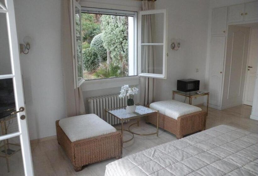 Стандартный Номер Кровать Кинг, Chambre Luxueuse Au Calme Avec Vue Panoramique Sur La Baie De Cannes Et L Estérel Immense Piscine