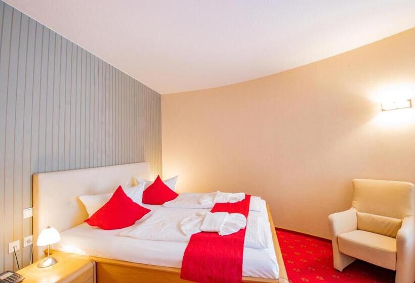 Полулюкс, Seehotel Großräschen
