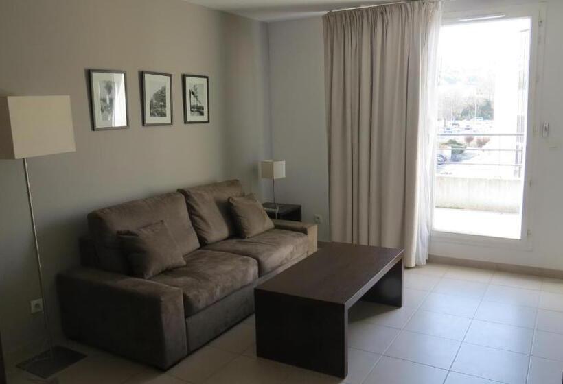 Апартаменты Deluxe 1 Спальня, Residence Services Calypso Calanques Plage