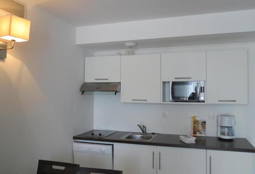 Апартаменты Deluxe 1 Спальня, Residence Services Calypso Calanques Plage