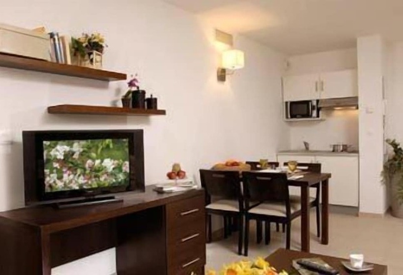 Апартаменты 1 Спальня, Residence Services Calypso Calanques Plage
