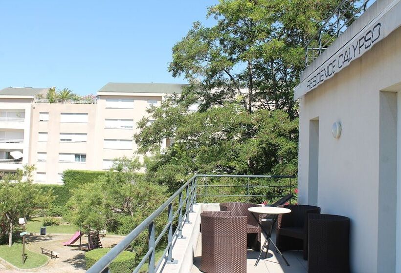 Апартаменты Deluxe 1 Спальня, Residence Services Calypso Calanques Plage