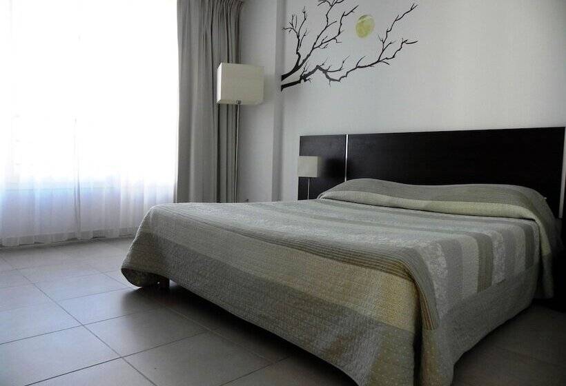 Апартаменты Deluxe 1 Спальня, Residence Services Calypso Calanques Plage