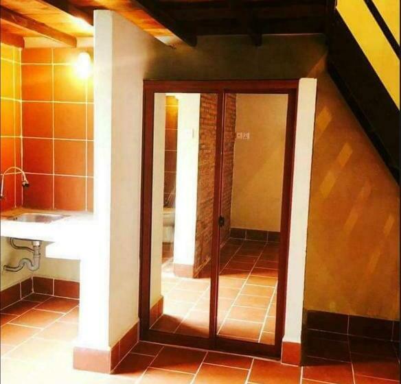 اتاق خانوادگی, The Mango Tree Guesthouse
