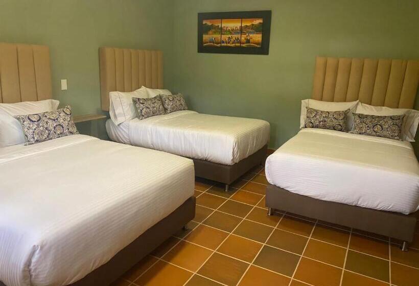 اتاق خانوادگی, Ayenda Hotel Bambu Guatape