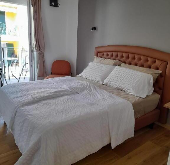 Triple Room Sea View, Villa Carlotta Grado