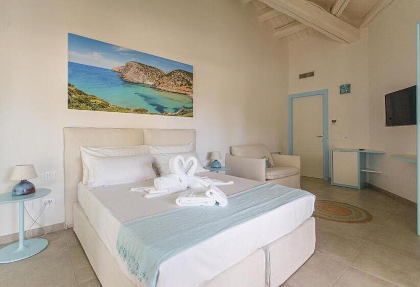 سوئیت با وان آب گرم, Oasi Blu Sardinia