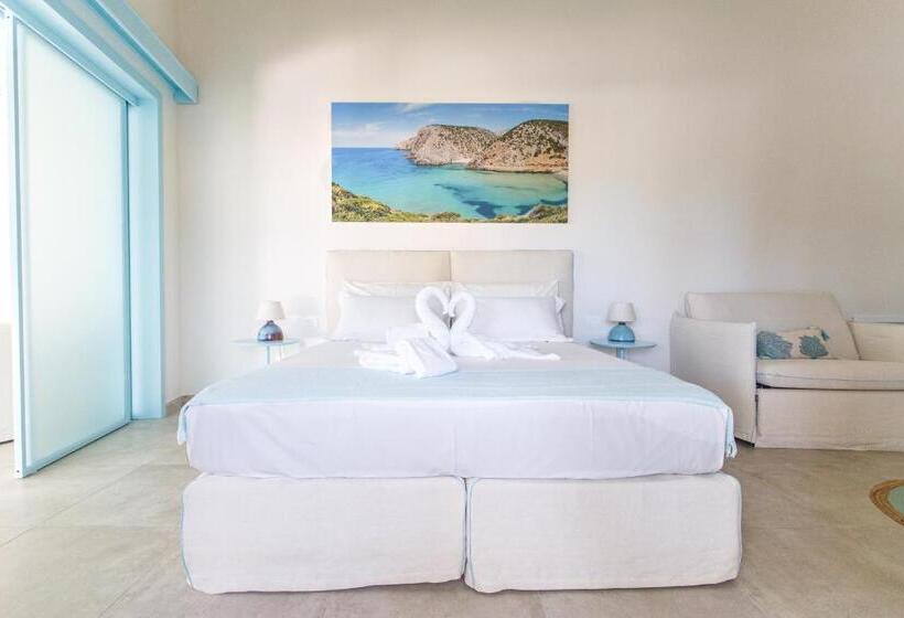سوئیت با وان آب گرم, Oasi Blu Sardinia