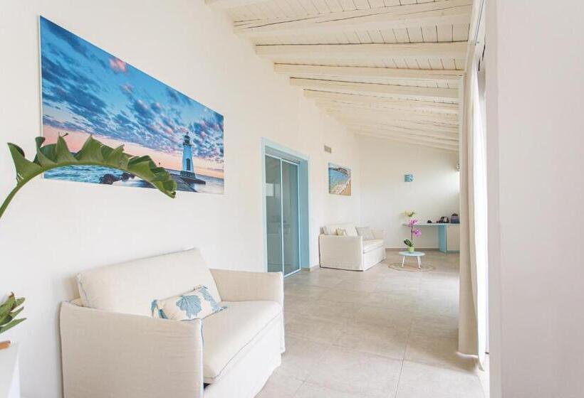 سوئیت با وان آب گرم, Oasi Blu Sardinia