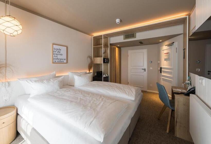 Номер Стандарт, Hafenhotel Zu Putbus