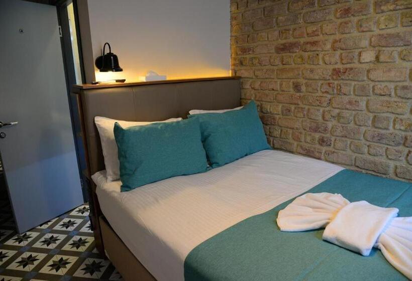اتاق استاندارد یک نفره, Pera Luna Residence