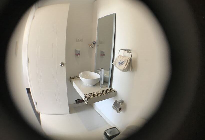 اتاق لوکس, Casa Villamor