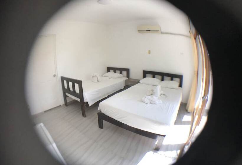 اتاق استاندارد سه نفره, Casa Villamor