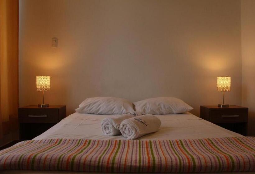 اتاق لوکس, Casa Villamor