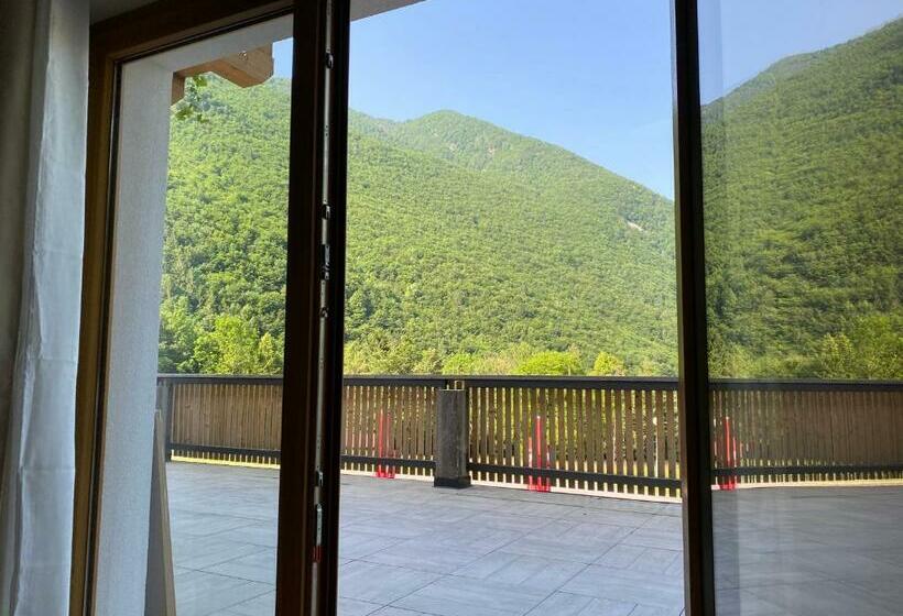 スタンダードトリプルルーム, Rifugio Pian Dei Ciclamini