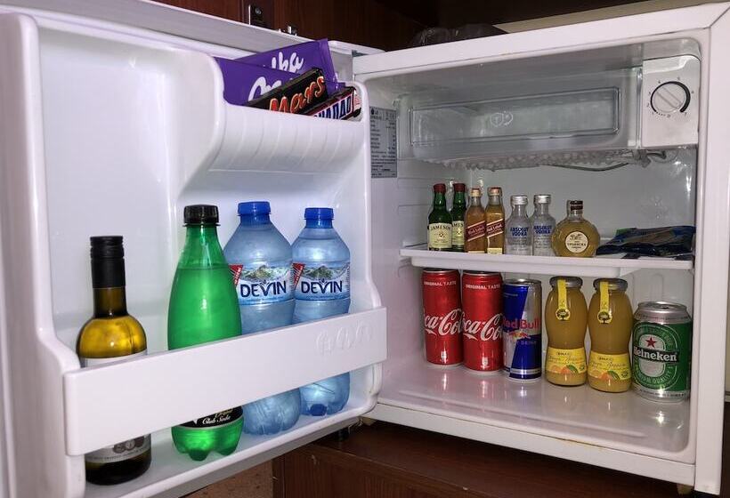 غرفة قياسية, Favorit