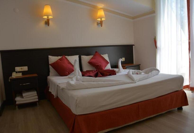 Family Suite, Yavuzhan
