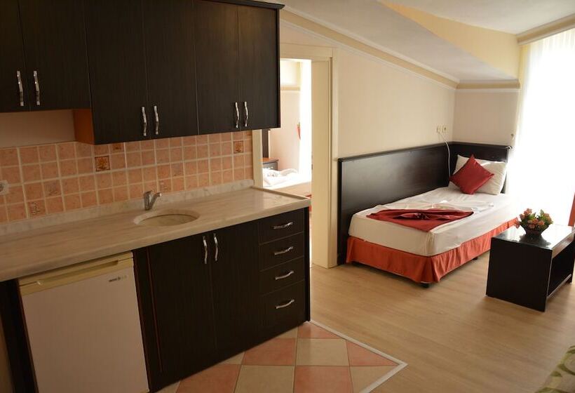 Family Suite, Yavuzhan