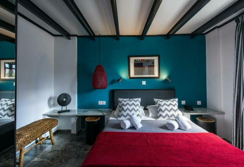 سوییت خانوادگی, Indigo Inn
