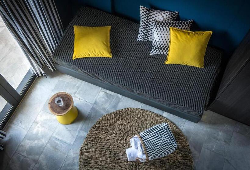 اتاق استاندارد, Indigo Inn