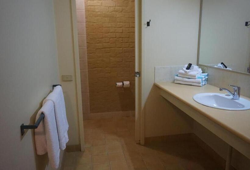 Президентский Люкс, Madison Spa Motel  Adults Only