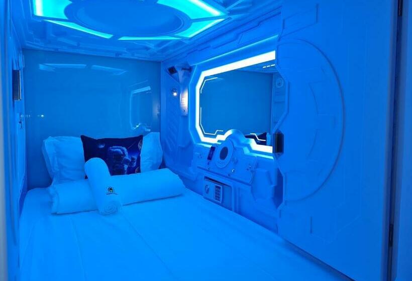 Capsule, Galaxy Pods Capsule Hotel Boat Quay