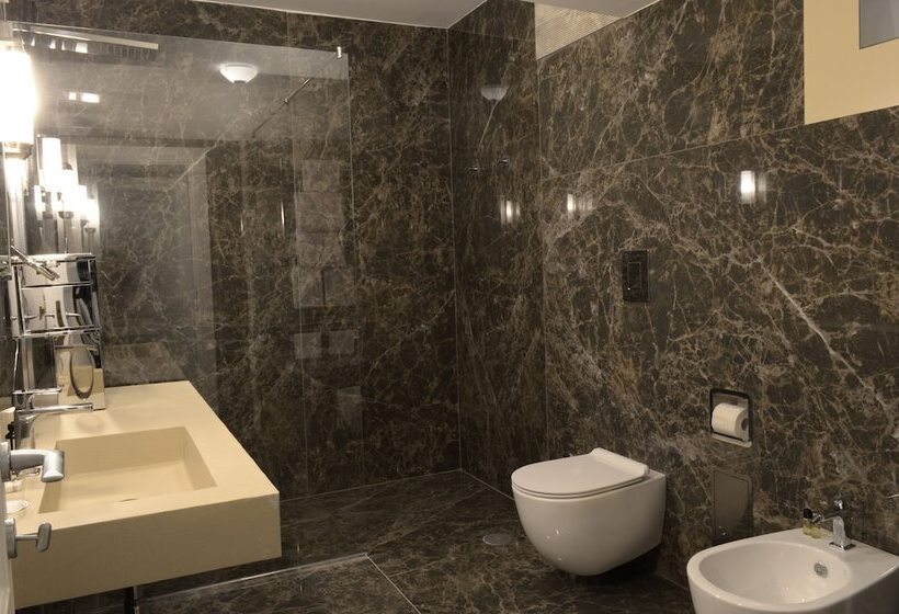 Президентский Люкс, Aquapetra Resort & Spa