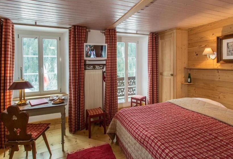 Номер Superior с Балконом, Historic Hotel Du Pillon