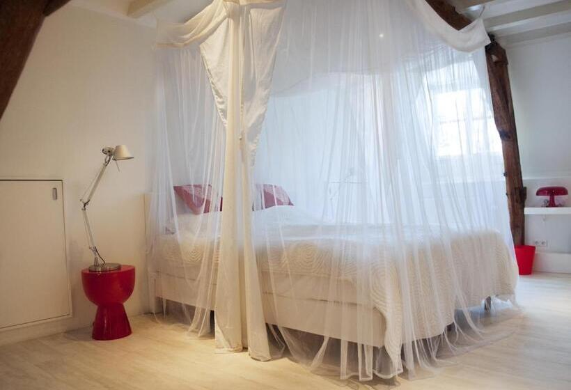 Люкс, Bed En Brood   Veere