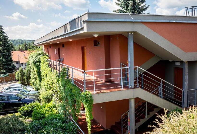 آپارتمان 1 خوابه, Pavilon