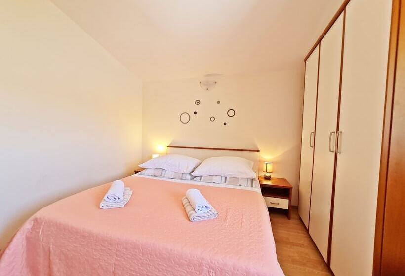 Номер Стандарт, Rooms And Apartments Porat