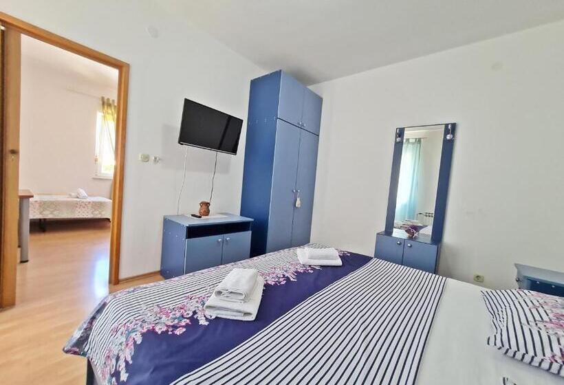 Студия Стандарт, Rooms And Apartments Porat