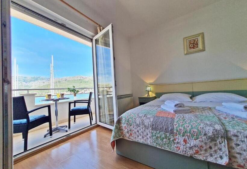 Estúdio Standart Vista Mar com Varanda, Rooms And Apartments Porat