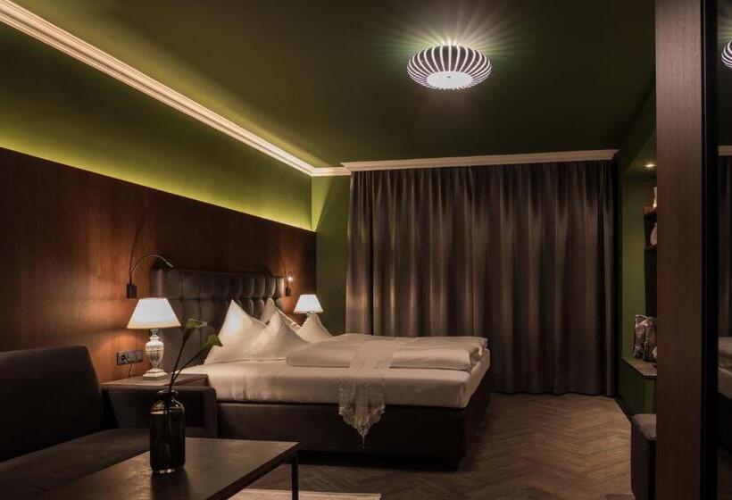 Номер Superior с Балконом, Boutique Hotel Mandarfnerhof