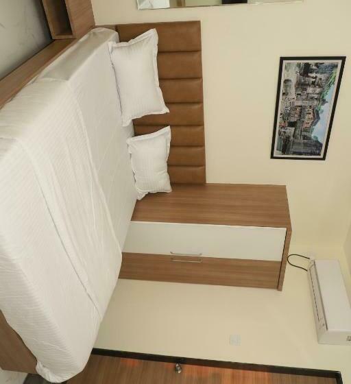 Номер Deluxe, Id Square Residency Parbhani