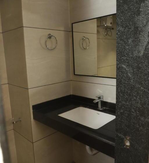 Номер Deluxe, Id Square Residency Parbhani