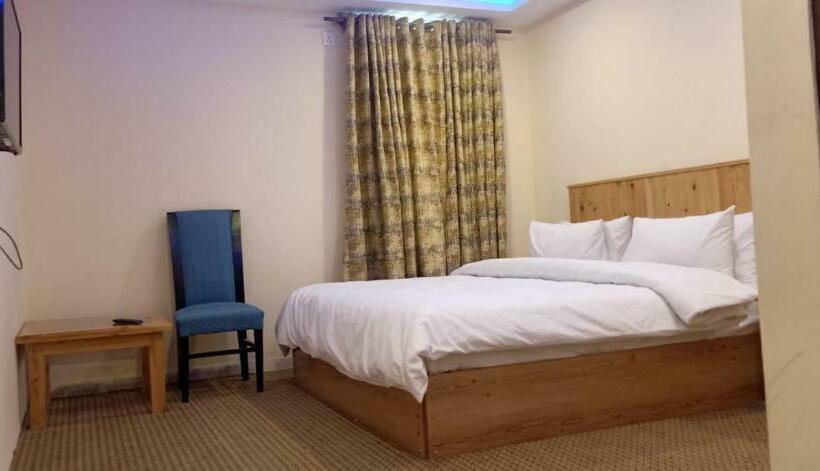 Deluxe Szoba, Legend Hotel Skardu